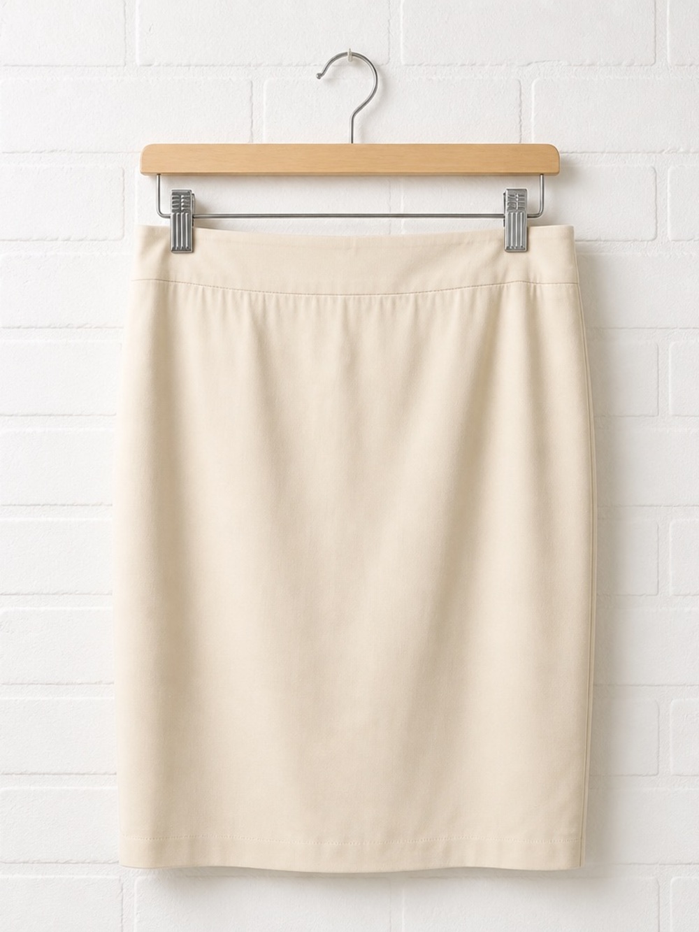 Escada Cream Pencil Skirt
